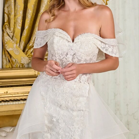 New Off The Shoulder Mesh Wedding Floral Gown w/ Short Veil & Overskirt GL3827 - Picture 5 of 10